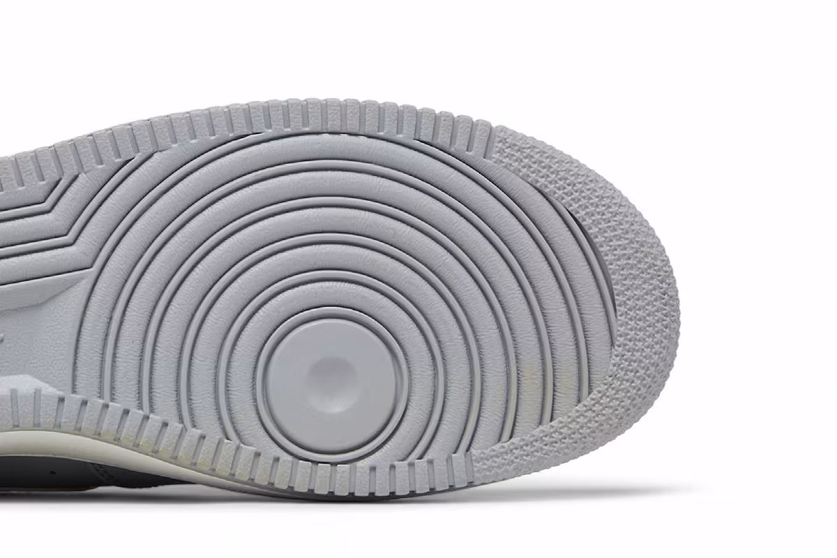 Nike Air Force 1 Low Wolf Grey, view 6