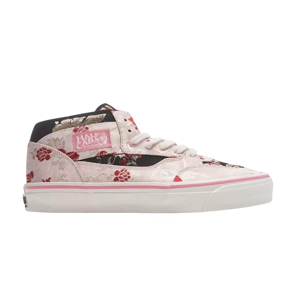 Vans OTW Half Cab 33 Decon Vibram Pink