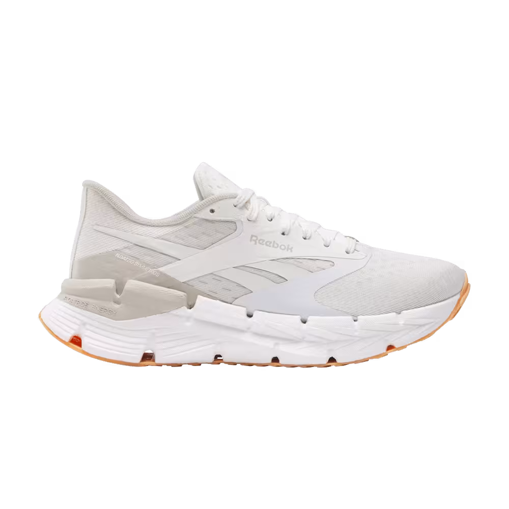 Reebok Women's FloatZig Symmetros Chalk Gum