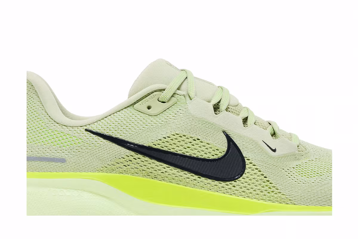 Nike Air Zoom Pegasus 41 Olive Aura Volt, view 3