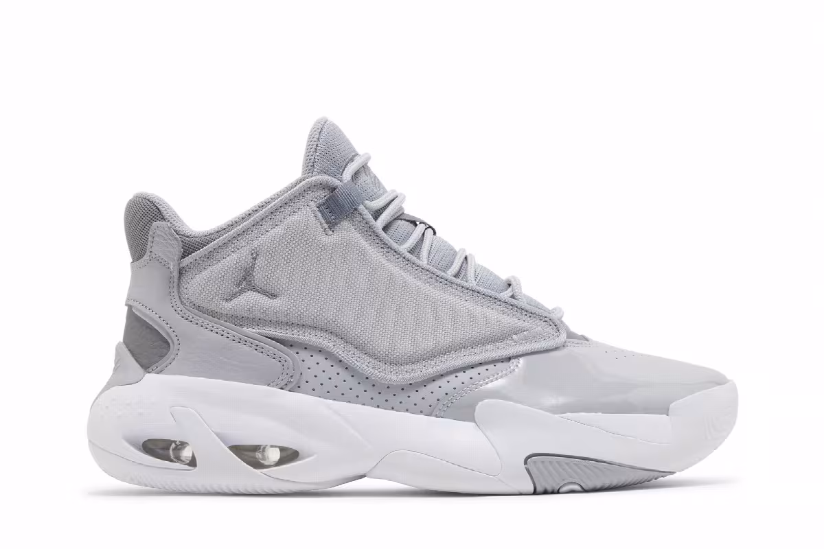 Air Jordan Max Aura 4 Wolf Grey, view 2