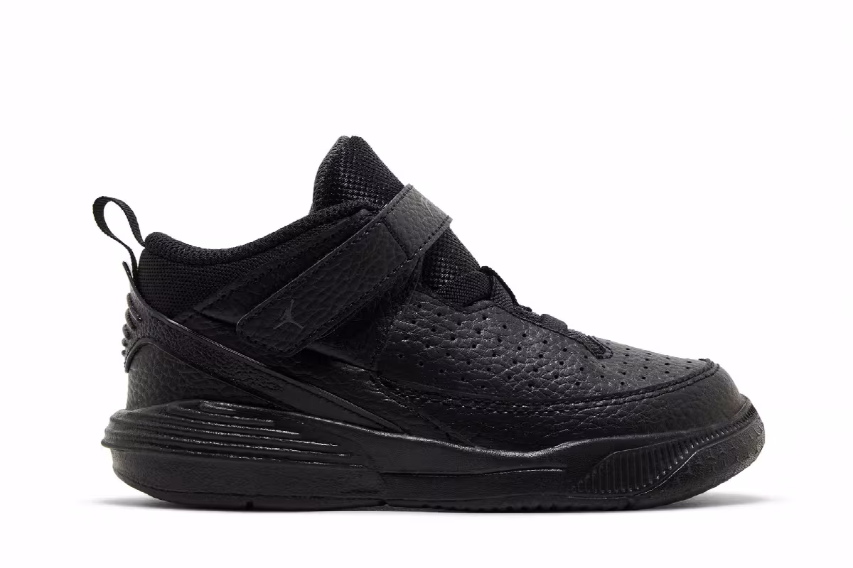 Air Jordan Max Aura 5 TD Black Anthracite, view 2