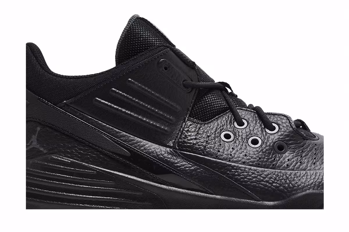 Air Jordan Max Aura 5 Black Anthracite, view 3