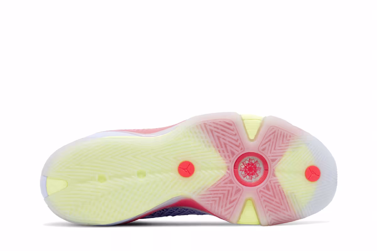 Air Jordan 38 Fadeaway, view 5