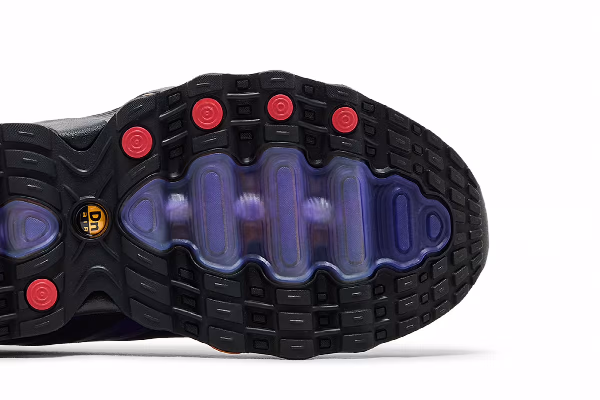 Nike Air Max DN8 Fierce Purple, view 6