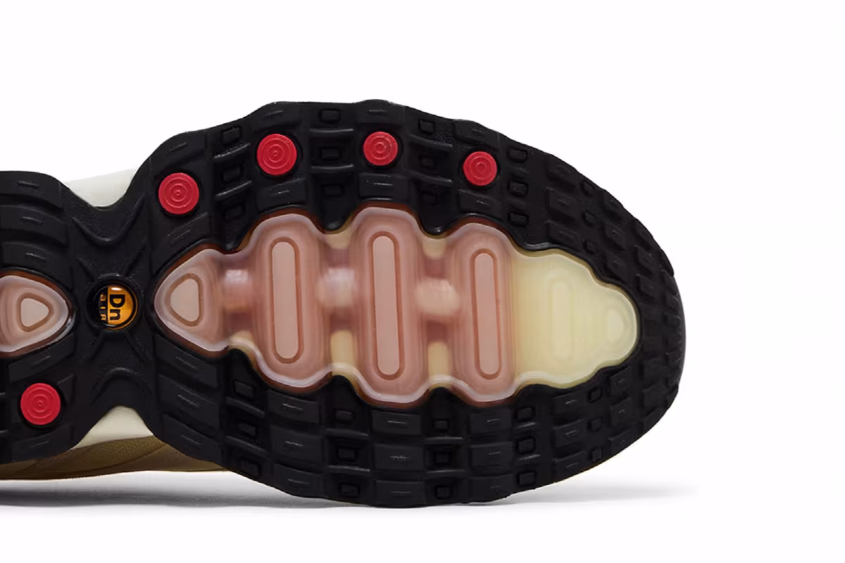Nike Air Max DN8 Light Khaki Monarch, view 6