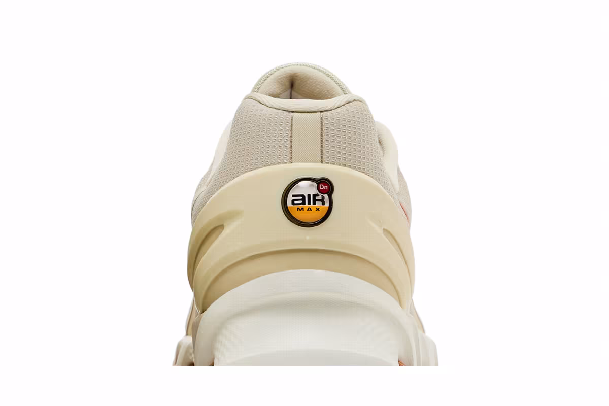 Nike Air Max DN8 Light Khaki Monarch, view 8