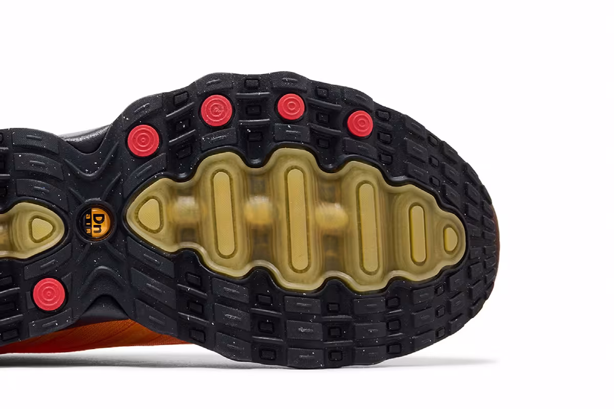 Nike Air Max DN8 Sundial, view 6