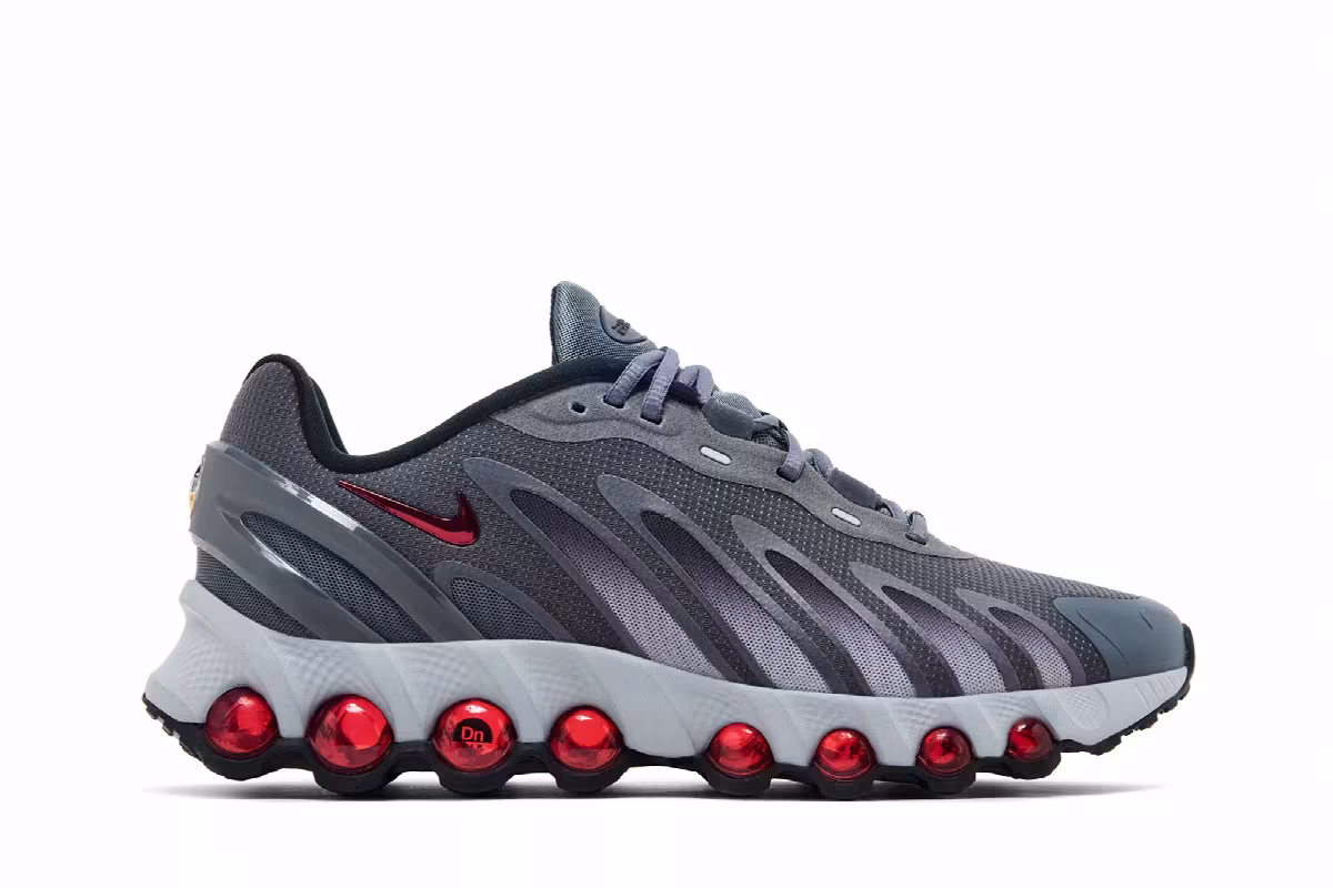 Nike Air Max DN8 Iron Grey Bright Crimson, view 2