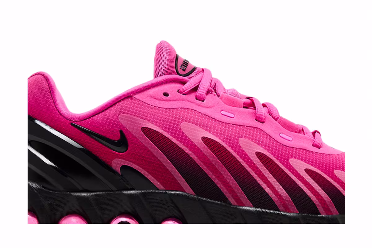 Nike Women's Air Max DN8 Laser Fuchsia, view 3