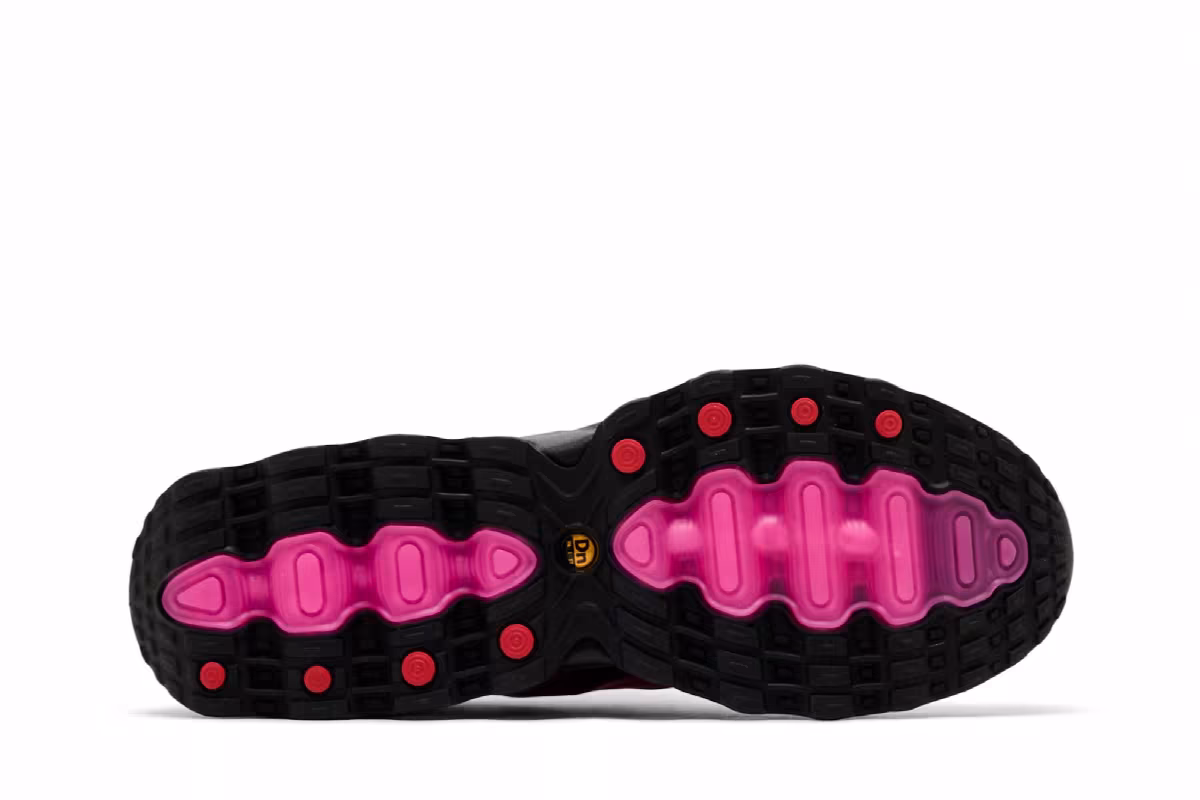 Nike Women's Air Max DN8 Laser Fuchsia, view 5