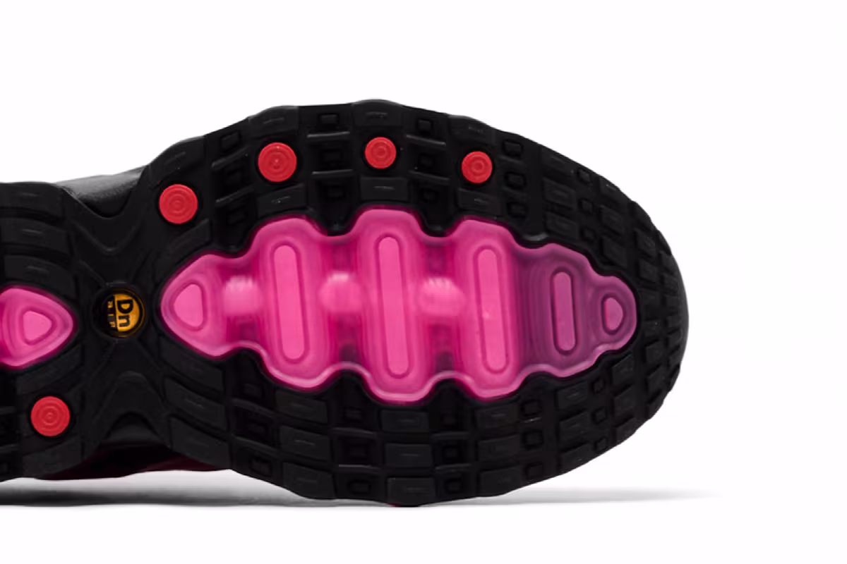 Nike Women's Air Max DN8 Laser Fuchsia, view 6