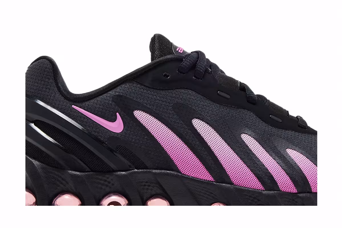 Nike Women's Air Max DN8 Black Playful Pink, view 3