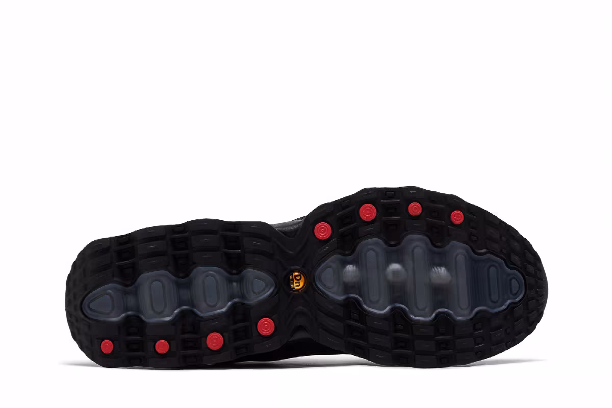 Nike Women's Air Max DN8 Black Metallic Dark Grey, view 5