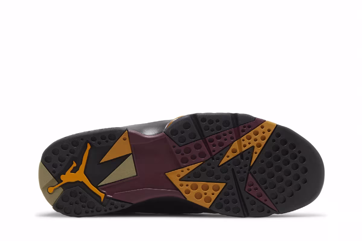 Air Jordan 7 Black Olive, view 5
