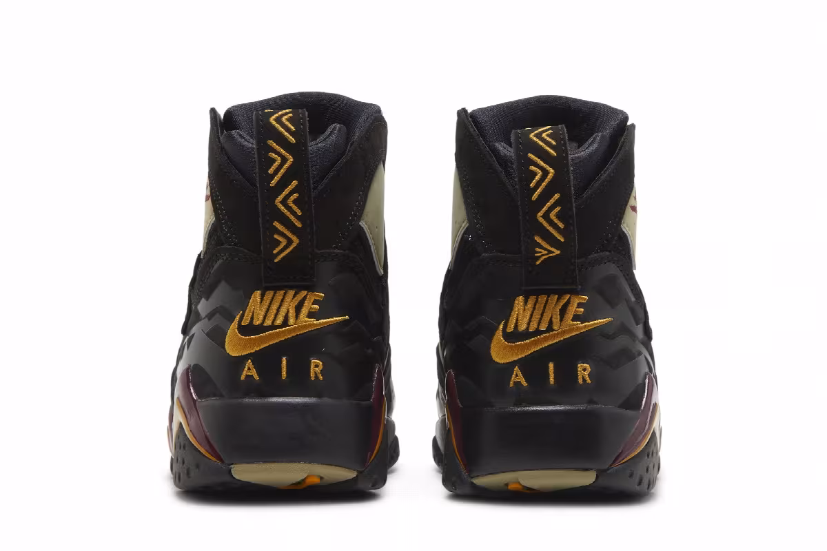 Air Jordan 7 Black Olive, view 7
