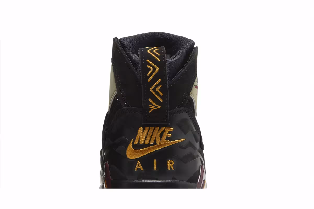 Air Jordan 7 Black Olive, view 8