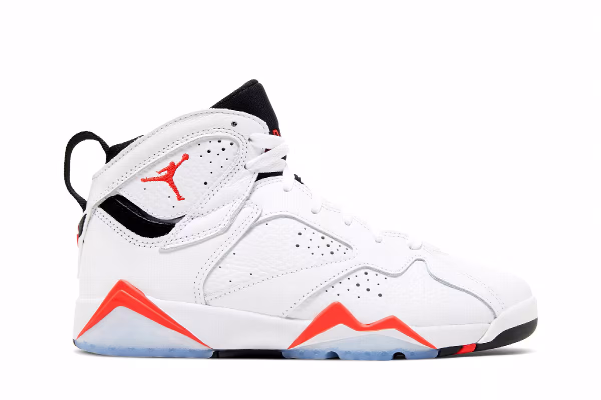 Air Jordan 7 GS White Infrared, view 2