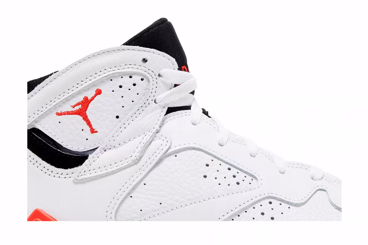 Air Jordan 7 GS White Infrared, view 3