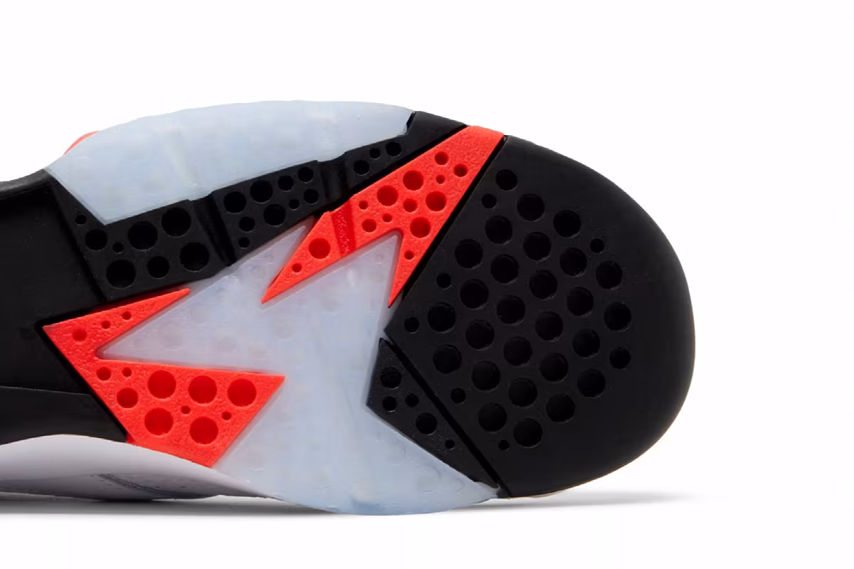 Air Jordan 7 GS White Infrared, view 6