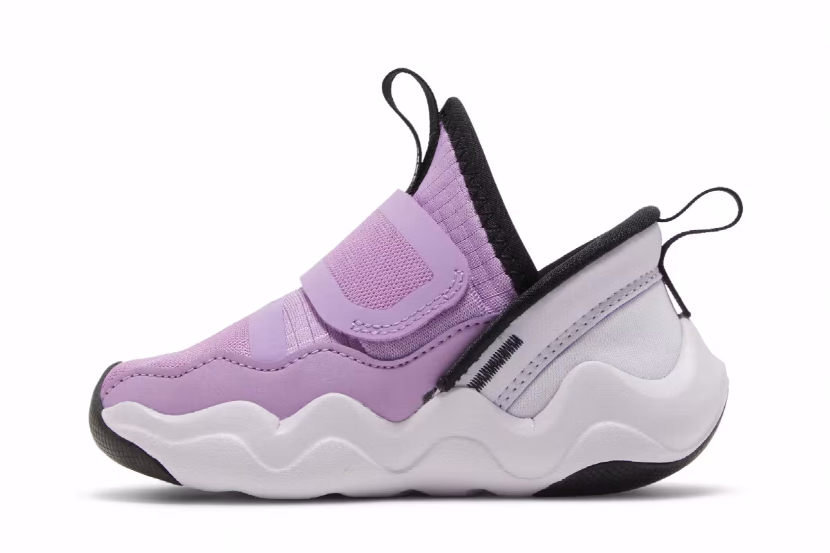 Air Jordan 23/7 TD Rush Fuchsia, view 4