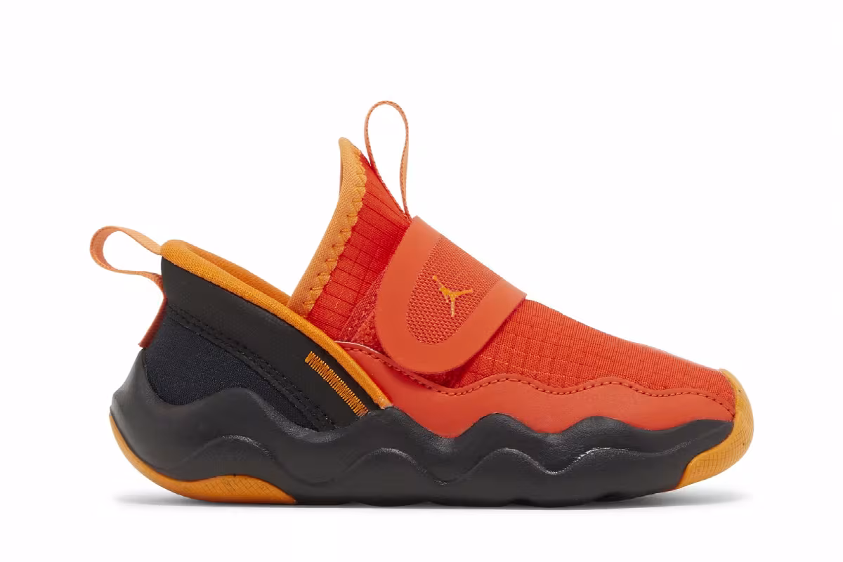 Air Jordan 23/7 TD Dunk on Mars, view 2