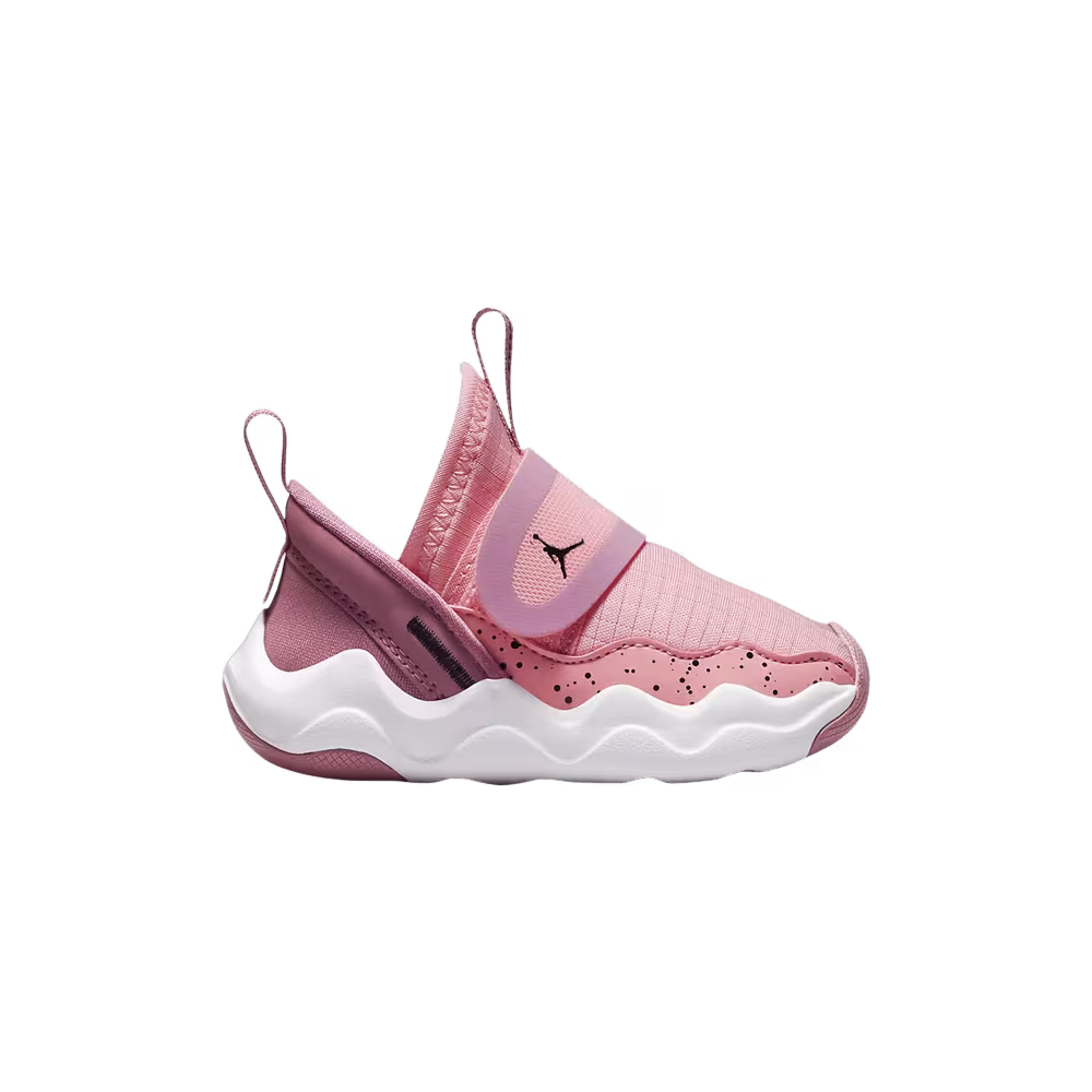 Air Jordan 23/7 TD Coral Chalk