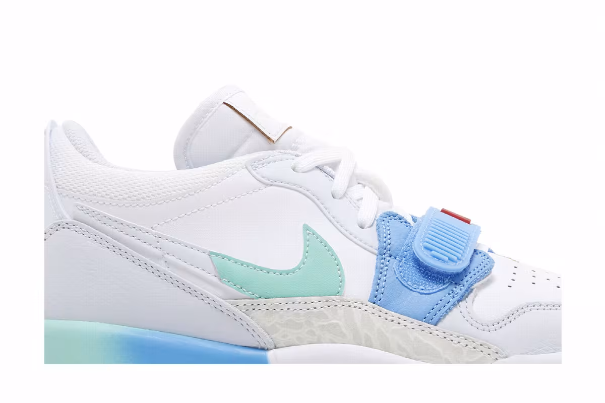 Air Jordan Legacy 312 Low GS Emerald Rise, view 3