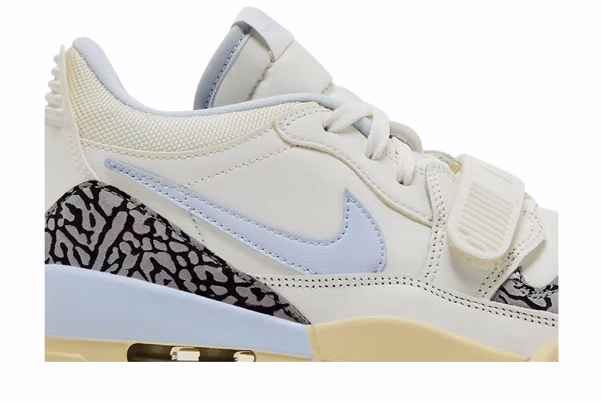 Air Jordan Women's Jordan Legacy 312 Low Sail Football Grey, view 3