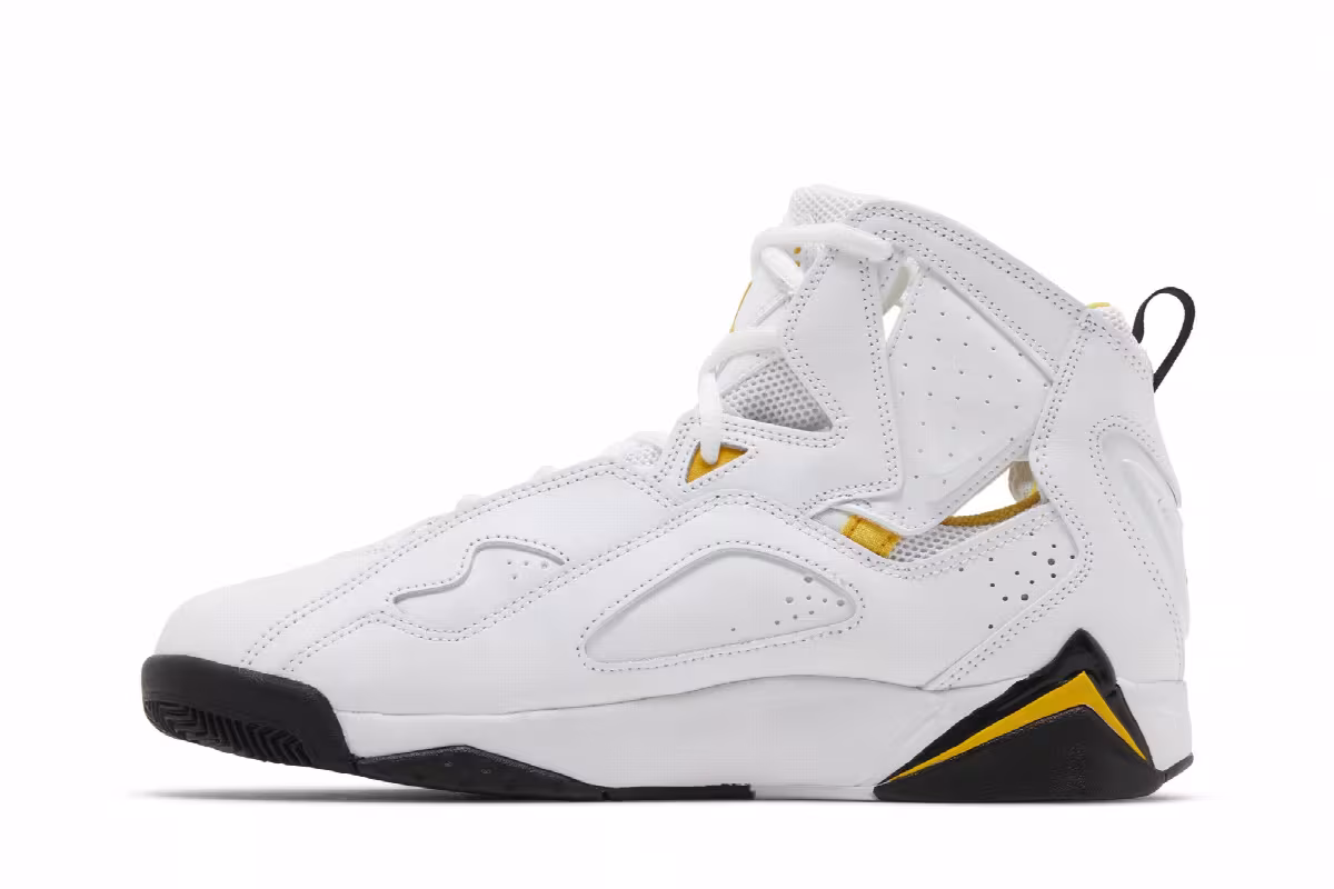 Air Jordan True Flight White Yellow Ochre, view 4