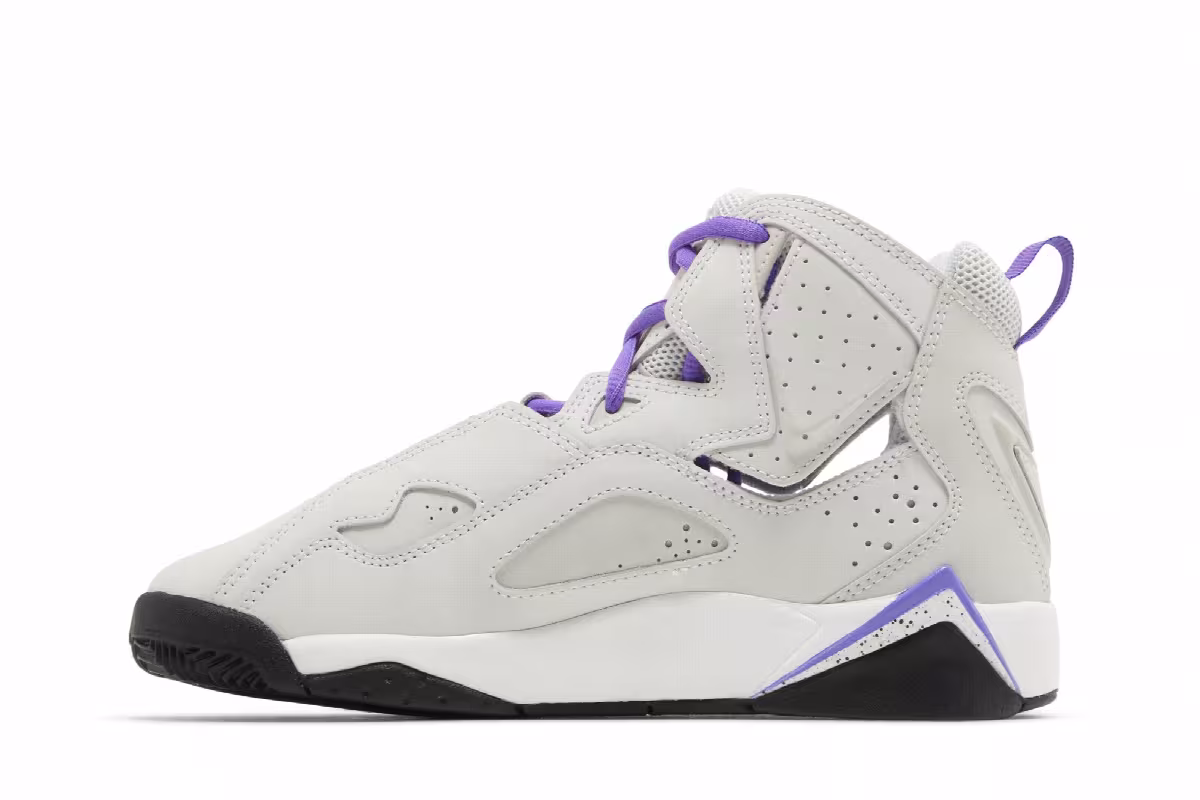 Air Jordan True Flight GS Base Grey Purple Venom, view 4