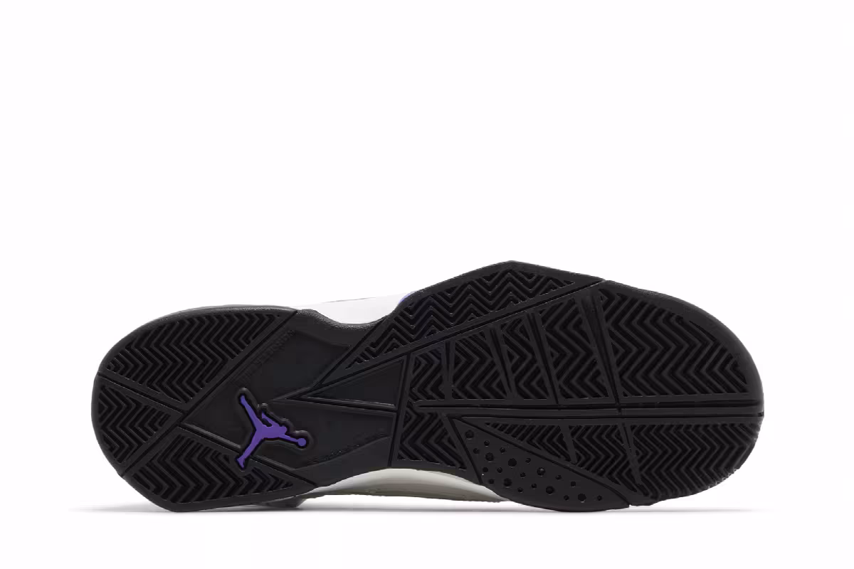 Air Jordan True Flight GS Base Grey Purple Venom, view 5