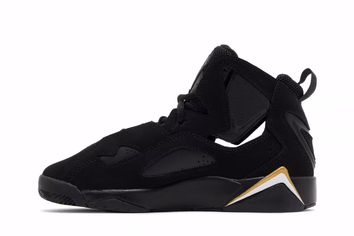 Air Jordan True Flight GS Black Metallic Gold 2023, view 4