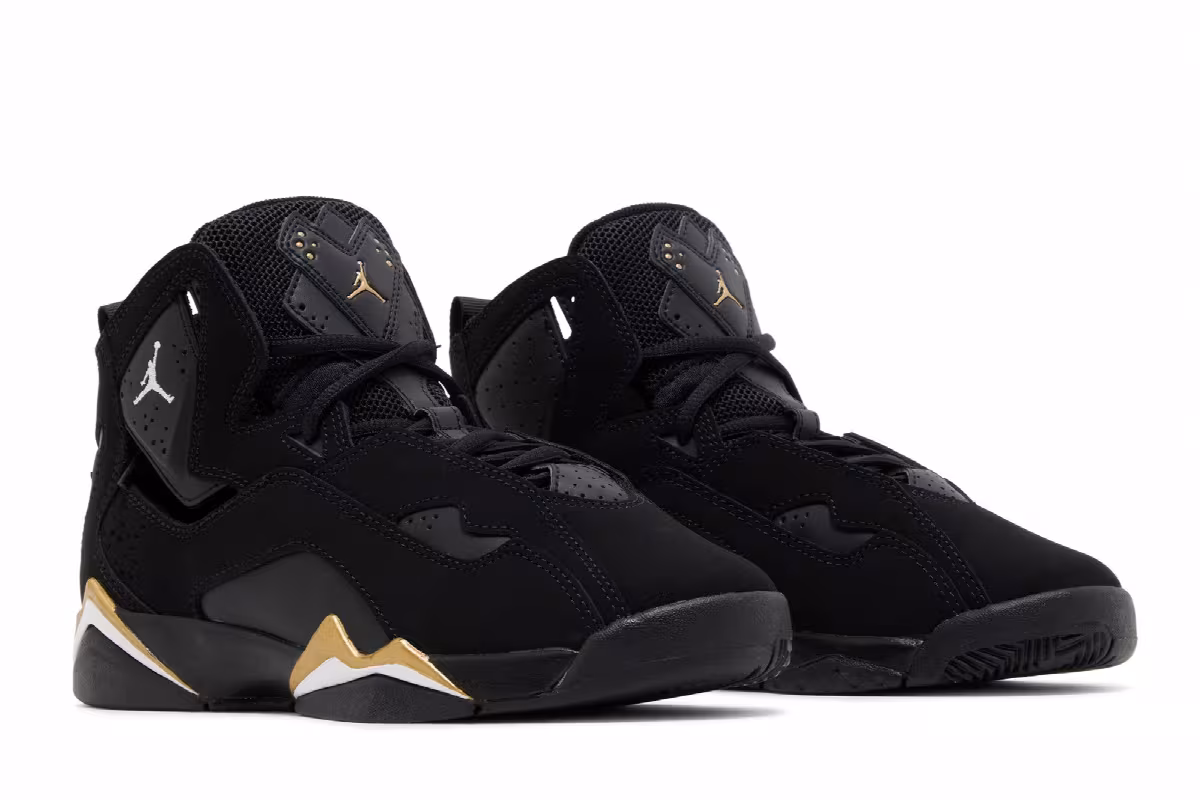 Air Jordan True Flight GS Black Metallic Gold 2023, view 9