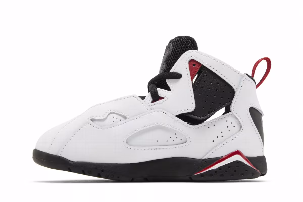 Air Jordan True Flight TD Cardinal, view 4
