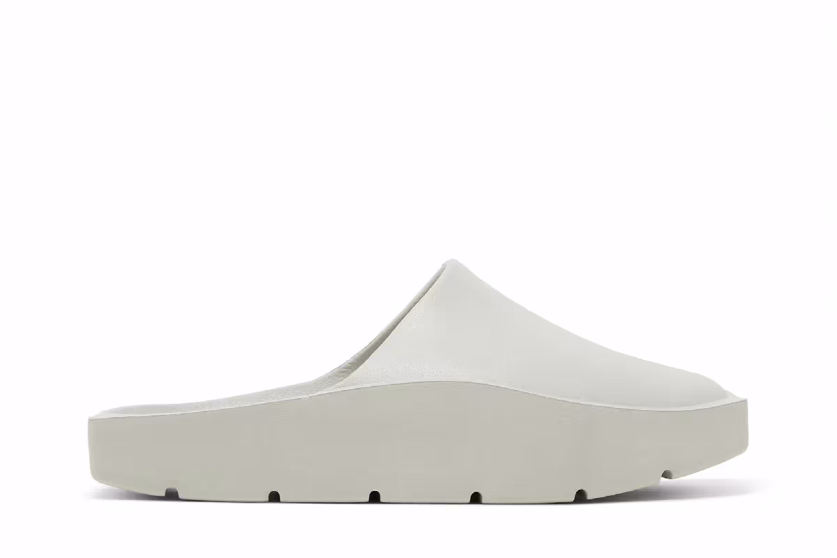 Air Jordan Women's Jordan Hex Mule Light Silver, view 2