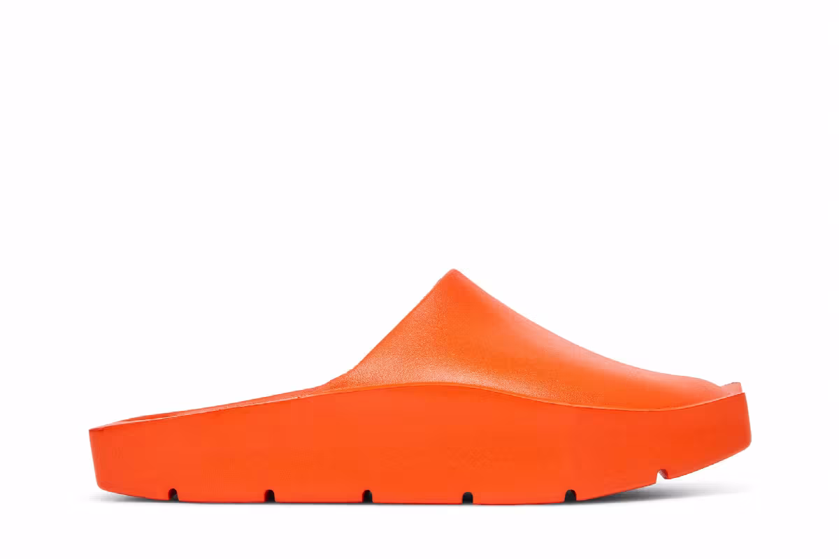 Air Jordan Women's Jordan Hex Mule Brilliant Orange, view 2