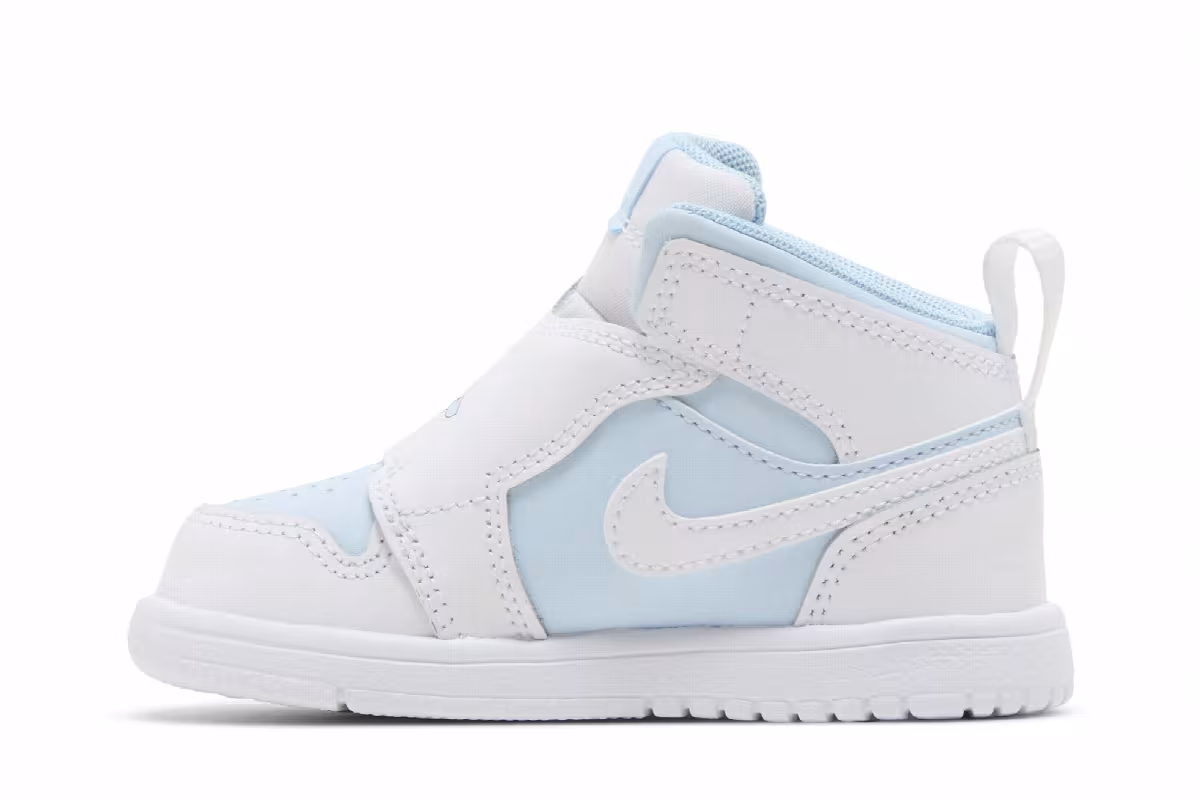 Air Jordan Sky Jordan 1 TD Blue Tint, view 4