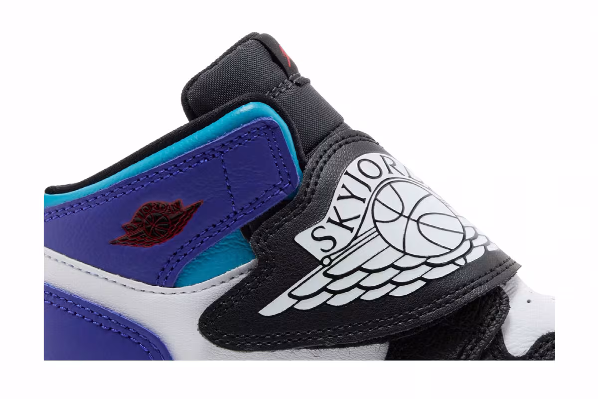 Air Jordan Sky Jordan 1 TD Aqua, view 3