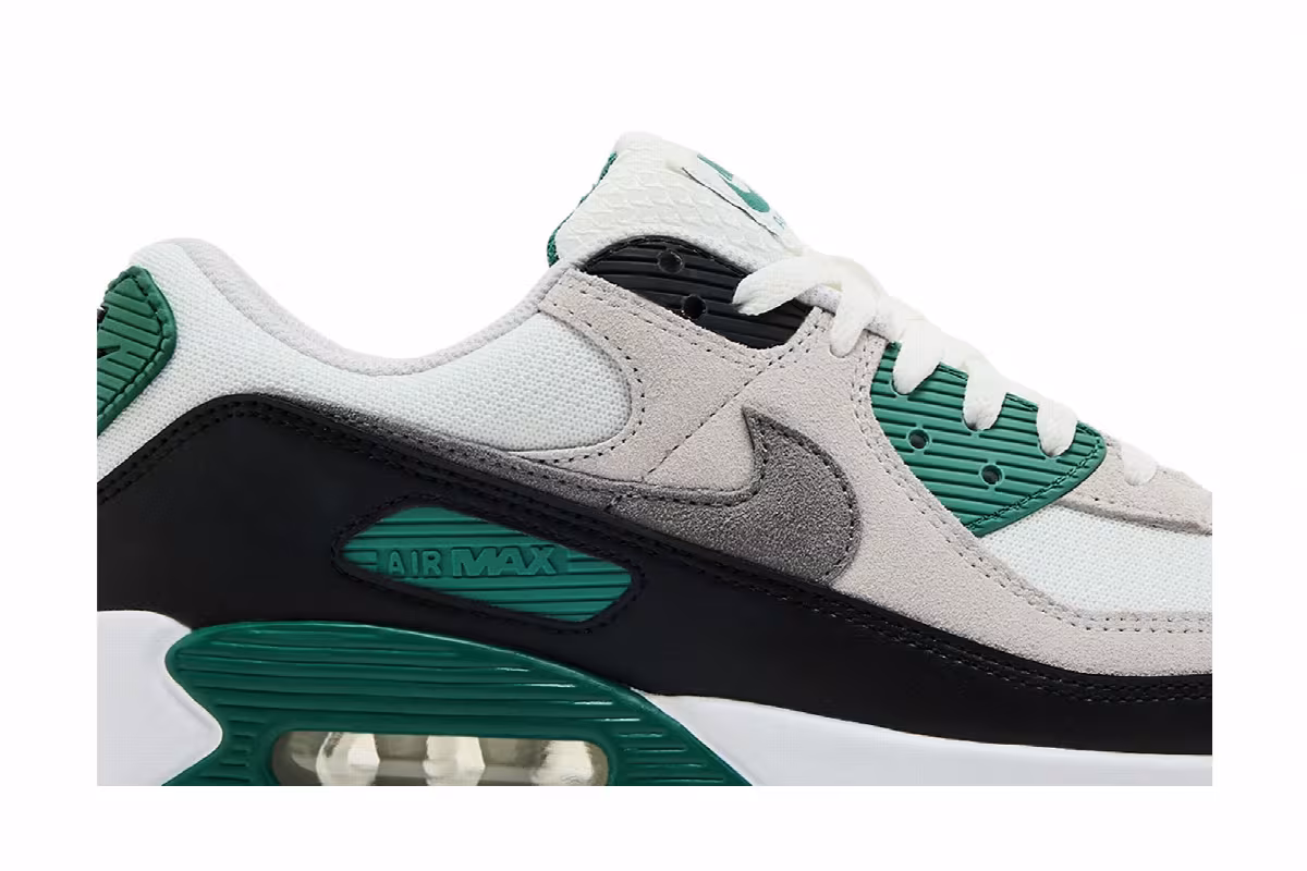 Nike Air Max 90 Evergreen Aura, view 3