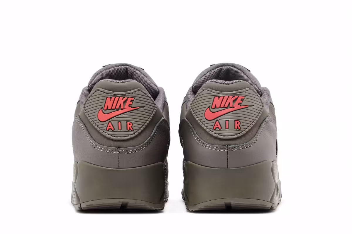 Nike Air Max 90 Essential+ Cave Stone, view 7