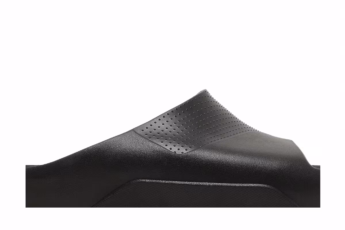 Air Jordan Post Slide Triple Black, view 3