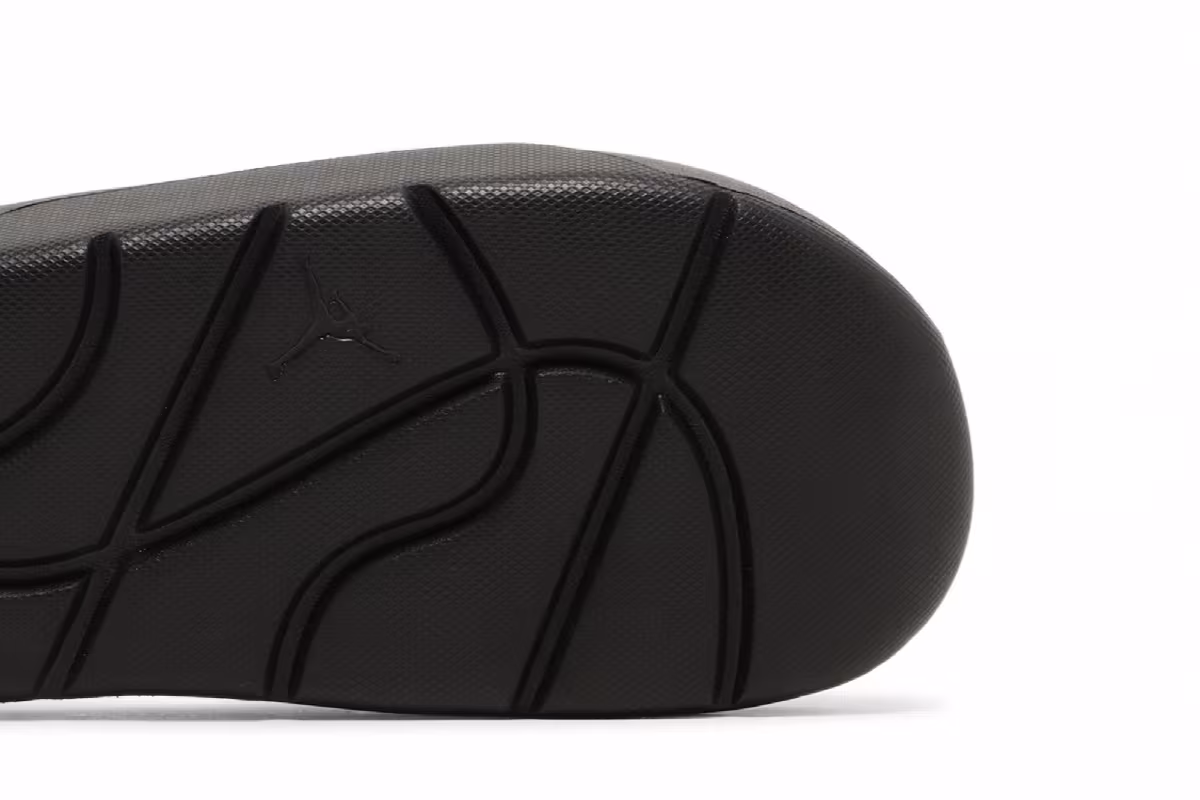 Air Jordan Post Slide Triple Black, view 6