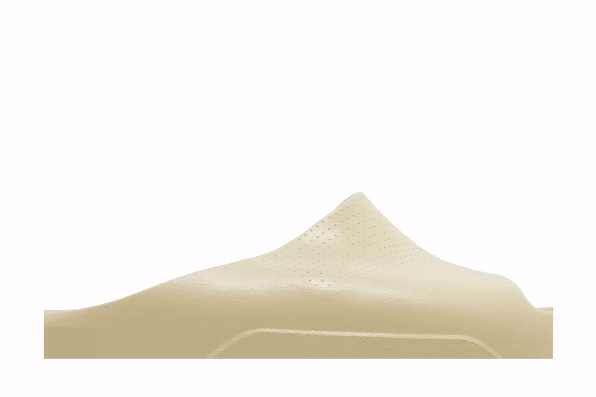 Air Jordan Post Slide Team Gold, view 3