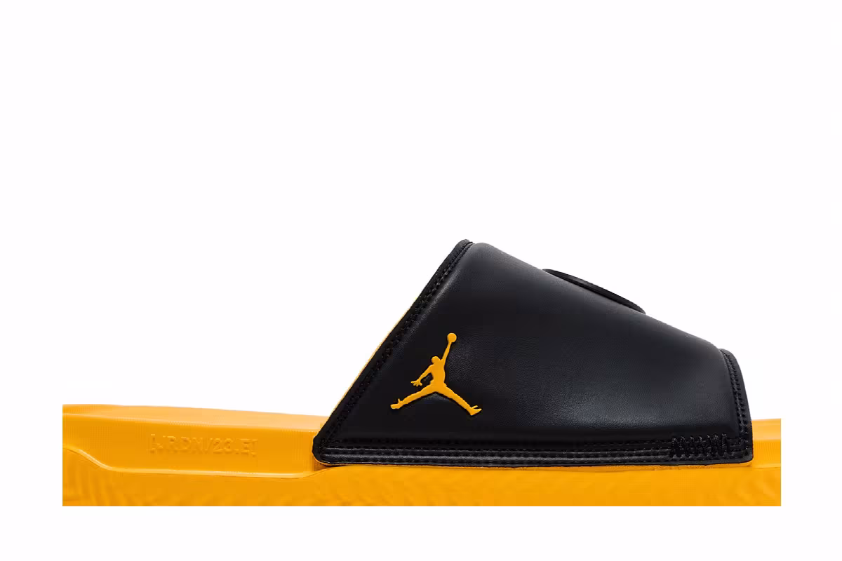 Paris Saint-Germain x Air Jordan Jordan Play Slide Fourth Kit, view 3