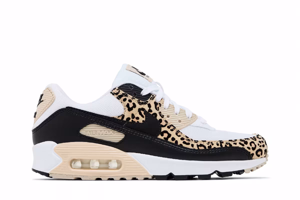 Nike Women's Air Max 90 Leopard, view 2