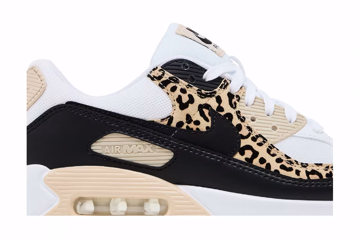 Nike Women's Air Max 90 Leopard, view 3