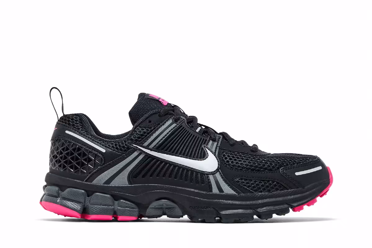Nike Vomero 5 GS Black Pink Blast, view 2