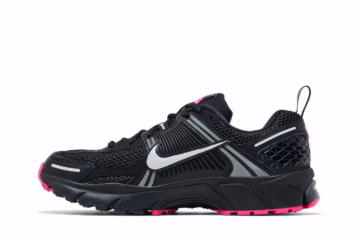 Nike Vomero 5 GS Black Pink Blast, view 4
