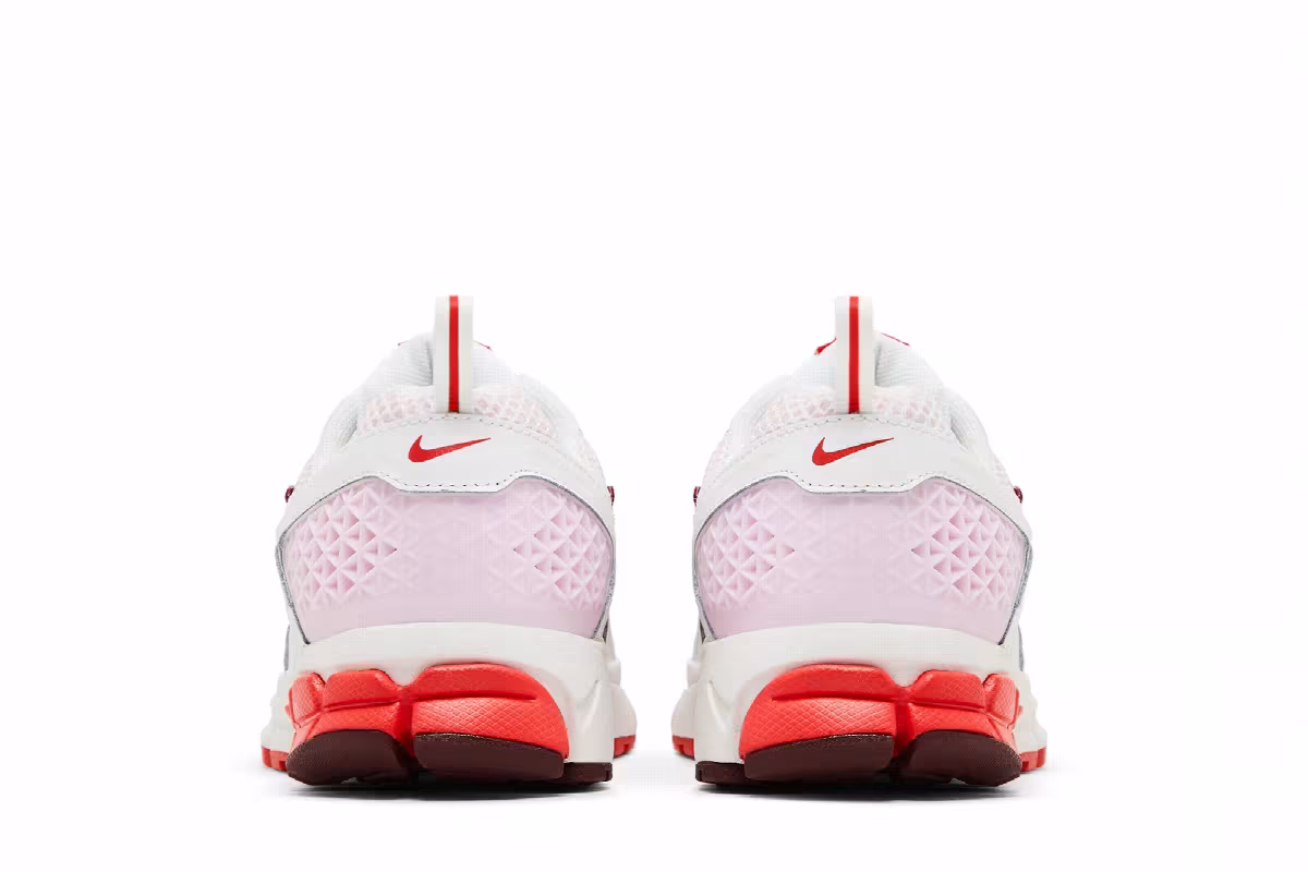 Nike Vomero 5 GS Valentine's Day 2025, view 7